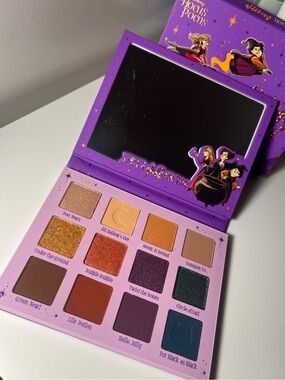 Colourpop Hocus Pocus “Witching Hour”
Eyeshadow Palette
